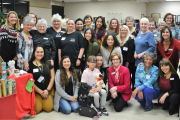Holiday event at Assistance League of East Valley Thrift Shop Dec 2019